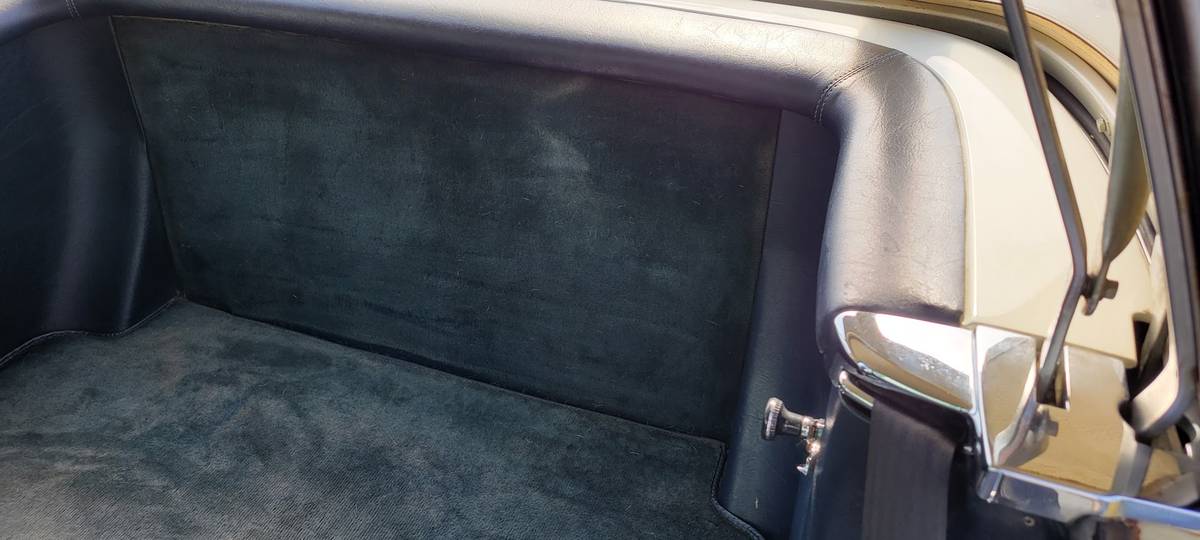 Mercedes-benz-Benz-280sl-1980-white-7