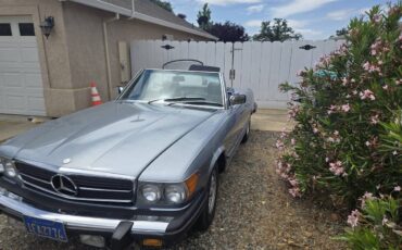 Mercedes-benz-Benz-380sl-1982-silver-1