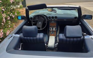 Mercedes-benz-Benz-380sl-1982-silver-7