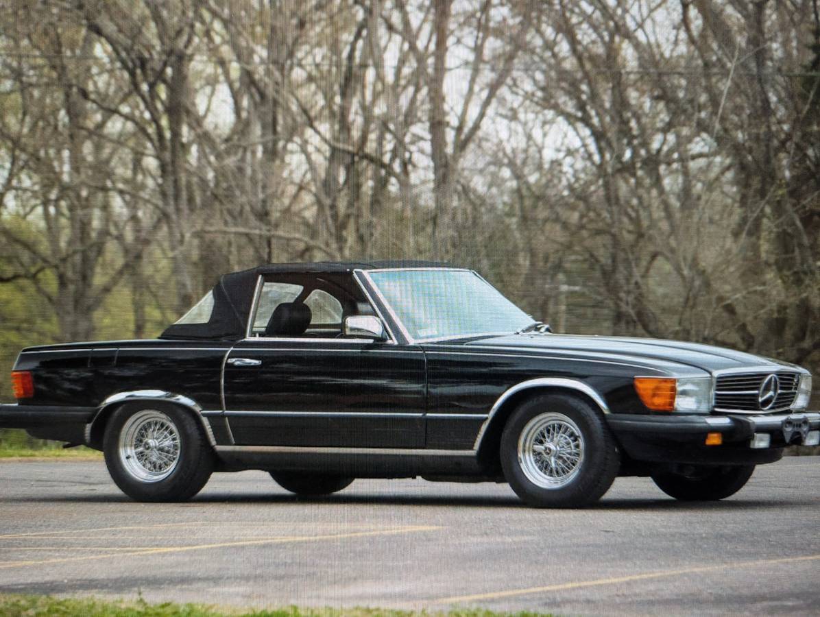 Mercedes-benz-Benz-380sl-euro-1984-black-12