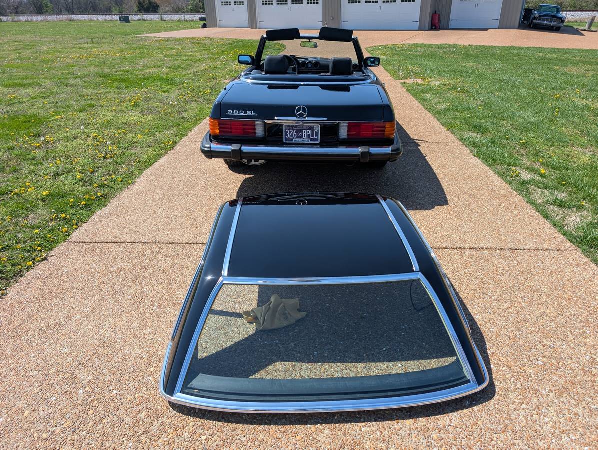 Mercedes-benz-Benz-380sl-euro-1984-black-18