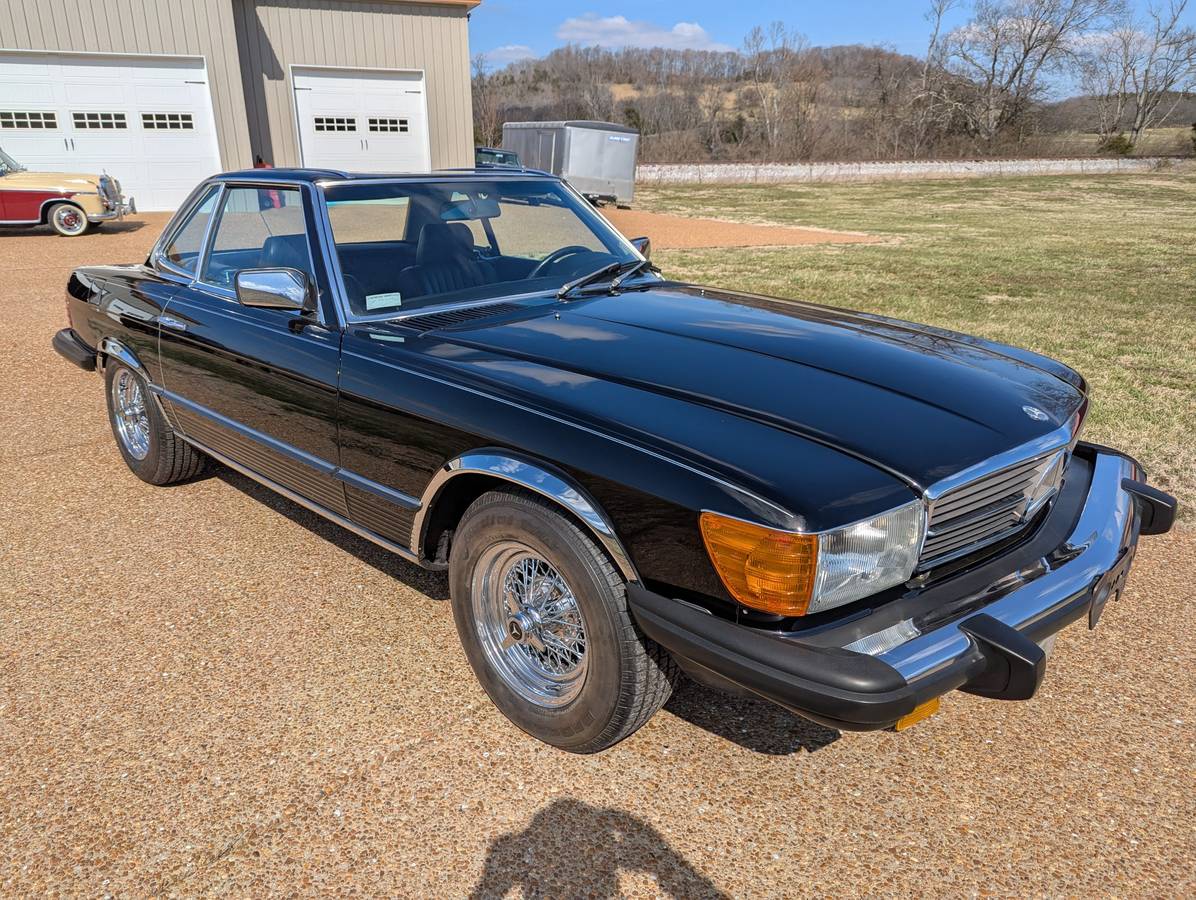 Mercedes-benz-Benz-380sl-euro-1984-black-4