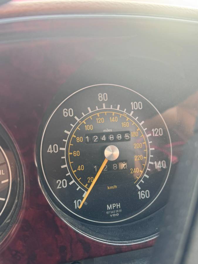 Mercedes-benz-Benz-450sl-1979-red-10