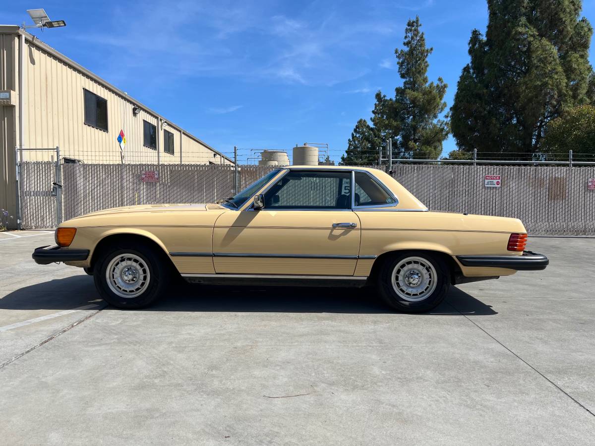 Mercedes-benz-Benz-450sl-1980-yellow-10
