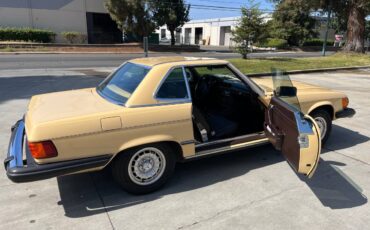 Mercedes-benz-Benz-450sl-1980-yellow-11