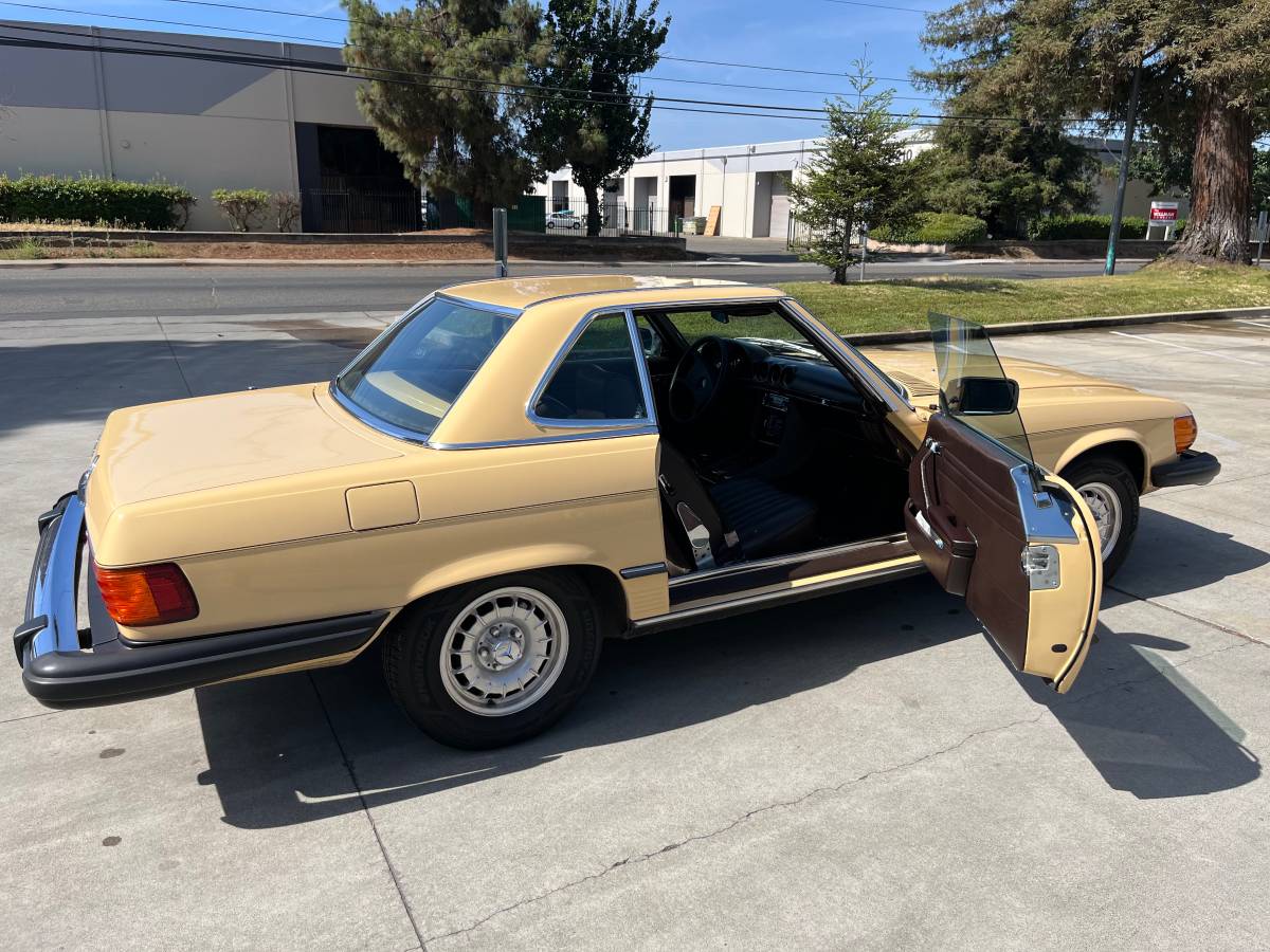 Mercedes-benz-Benz-450sl-1980-yellow-11