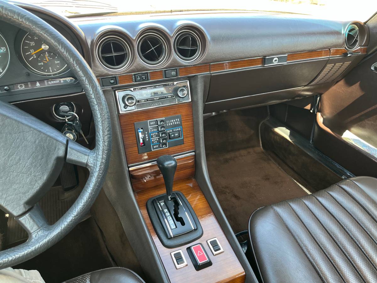 Mercedes-benz-Benz-450sl-1980-yellow-3