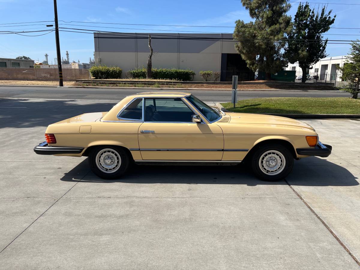 Mercedes-benz-Benz-450sl-1980-yellow-7