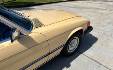 Mercedes-benz-Benz-450sl-1980-yellow-9