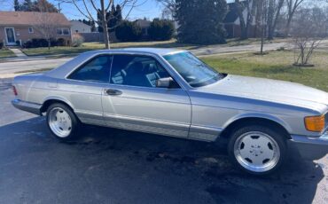 Mercedes-benz-Benz-500-sec-1984-silver-1
