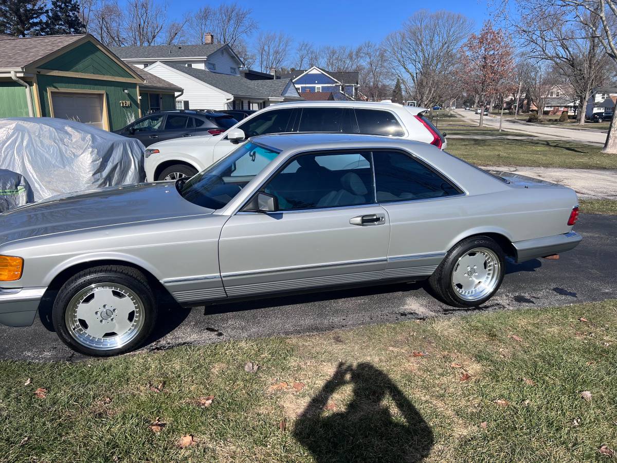 Mercedes-benz-Benz-500-sec-1984-silver-2