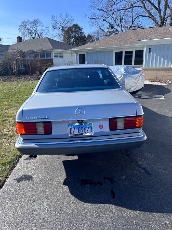Mercedes-benz-Benz-500-sec-1984-silver-3