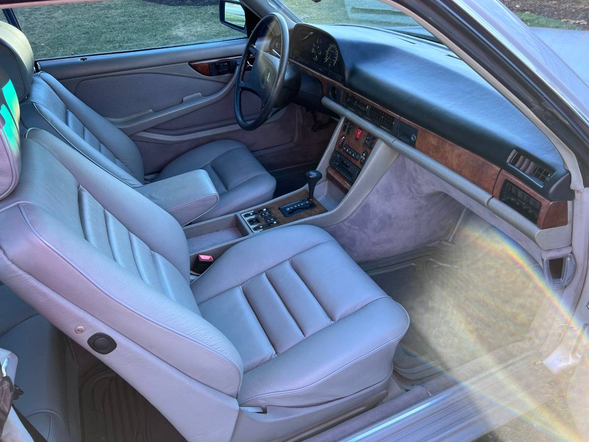 Mercedes-benz-Benz-500-sec-1984-silver-5