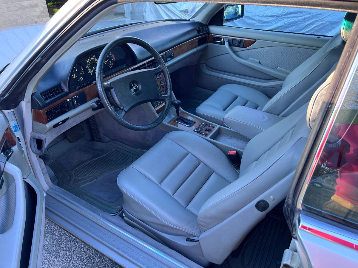 Mercedes-benz-Benz-500-sec-1984-silver-6