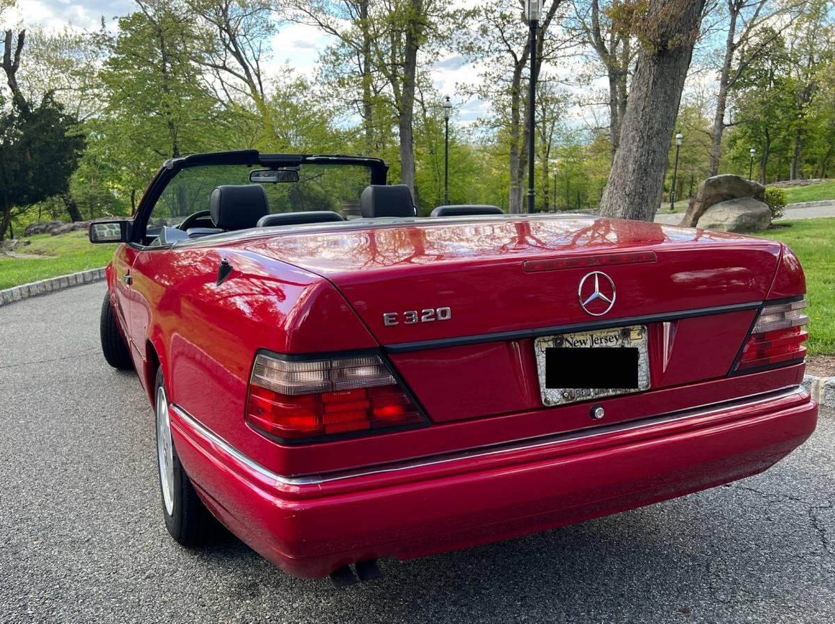 Mercedes-benz-Benz-e320-cabriolet-1994-red-5