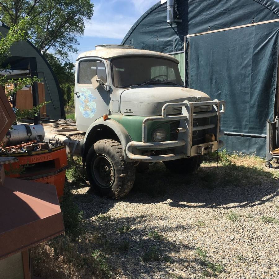 Mercedes-benz-Benz-la-911-5-ton-all-terrain-truck-4wd-diesel-1967-grey-1