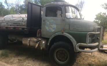 Mercedes-benz-Benz-la-911-5-ton-all-terrain-truck-4wd-diesel-1967-grey-2