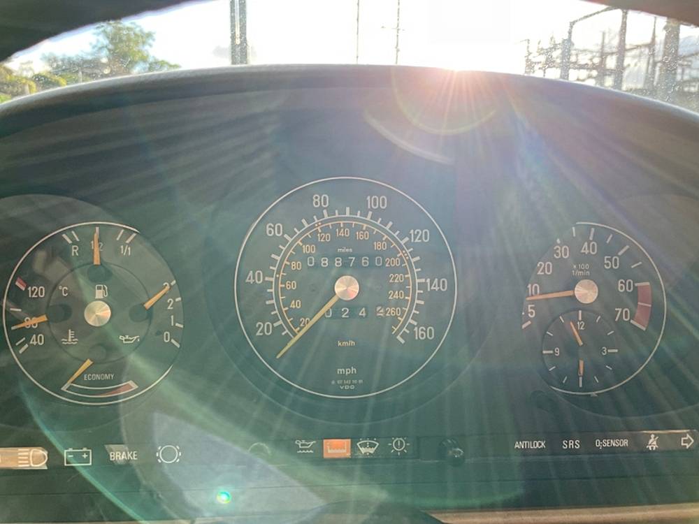 Mercedes-benz-Benz-sl-1986-custom-5