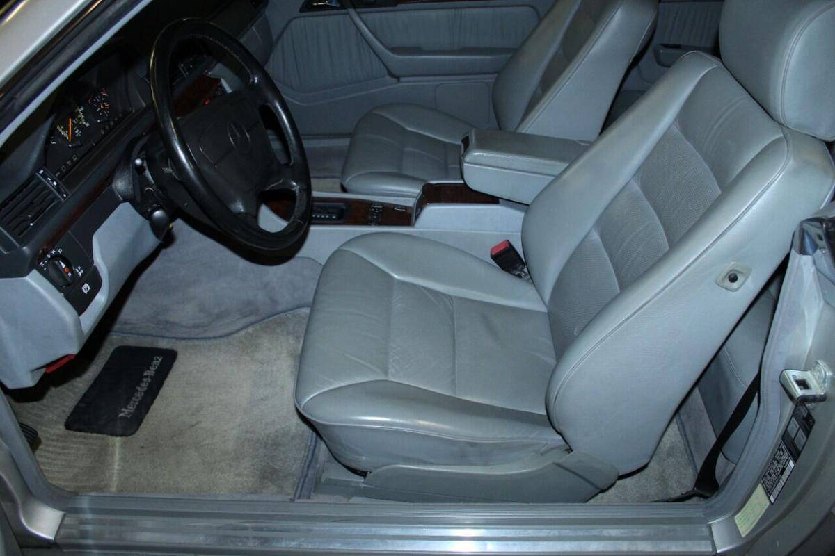 Mercedes-benz-benz-300-1993-silver-9