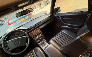 Mercedes-benz-benz-300-300e-1989-grey-3