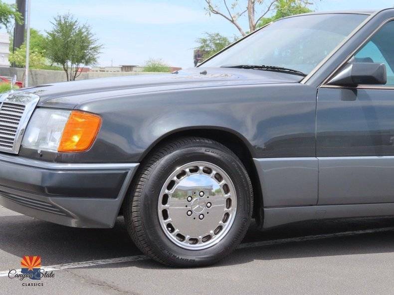 Mercedes-benz-benz-300-series-2dr-cou-1989-9