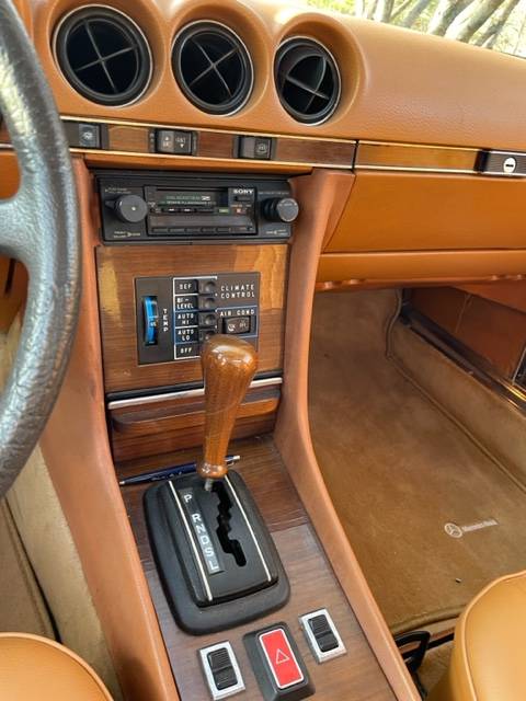 Mercedes-benz-benz-450sl-1979-custom-11