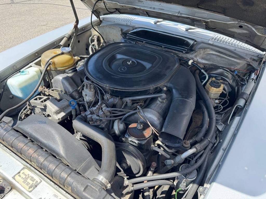 Mercedes-benz-benz-450slc-1976-silver-22