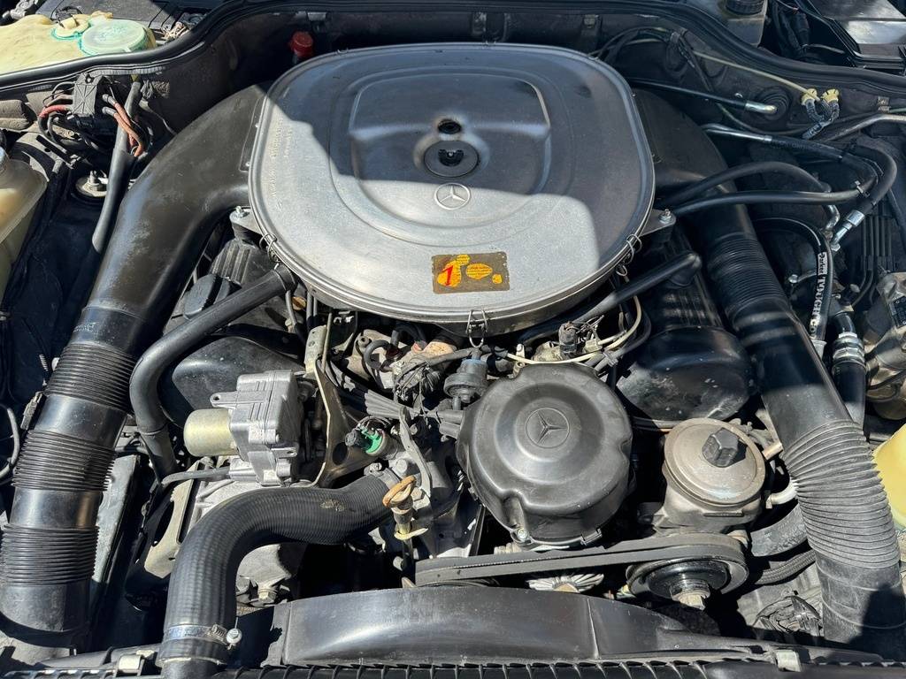 Mercedes-benz-benz-560-class-1987-black-19