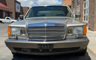 Mercedes-benz-benz-560-class-1988-yellow-10