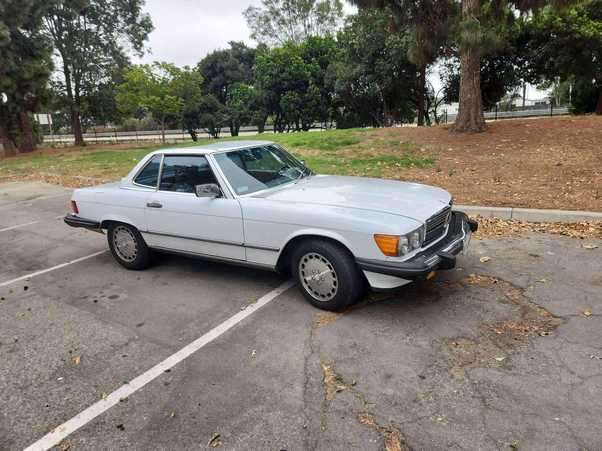 Mercedes-benz-benz-560-sl-1988-white-1