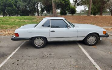 Mercedes-benz-benz-560-sl-1988-white-16