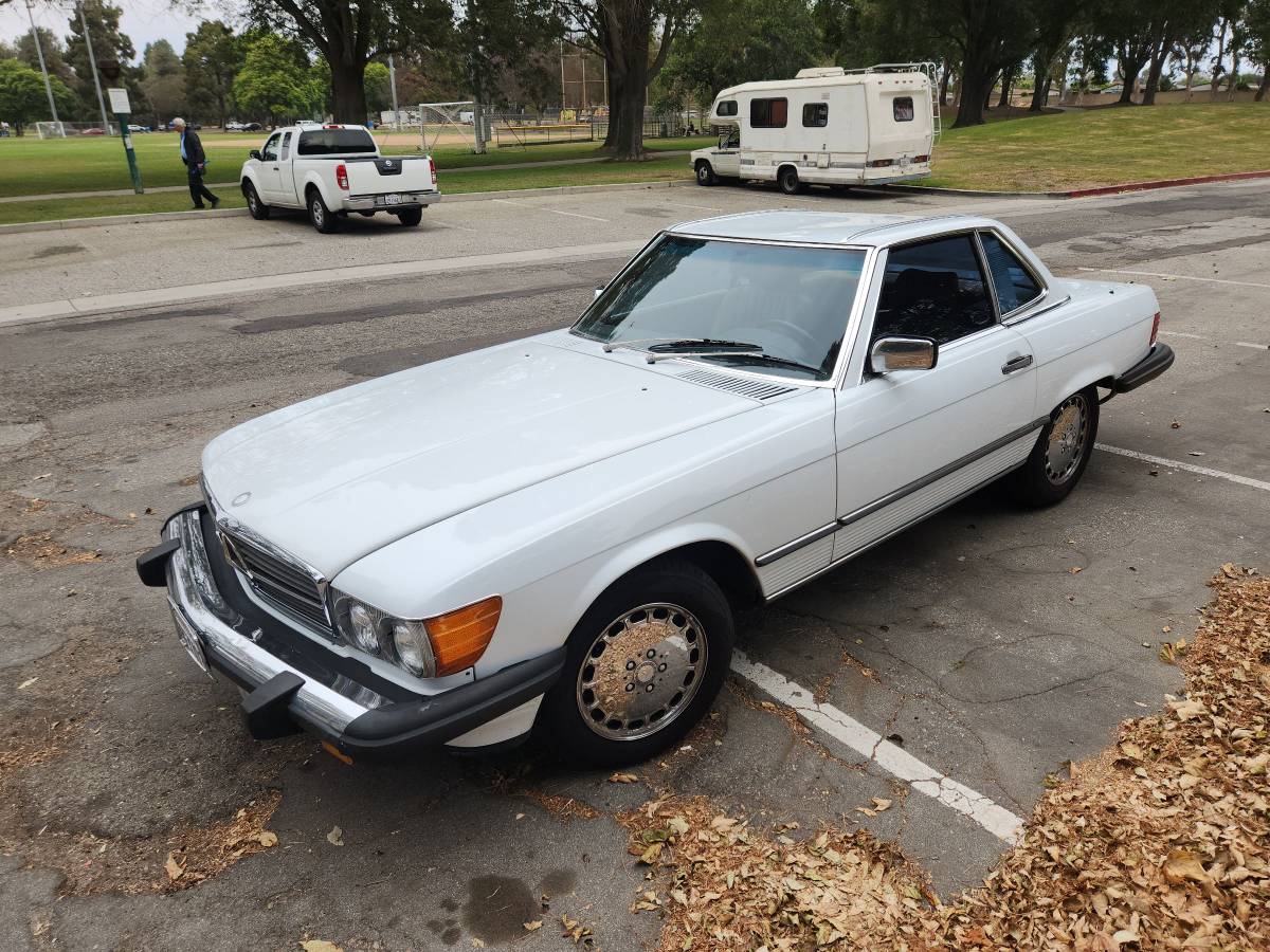 Mercedes-benz-benz-560-sl-1988-white-3