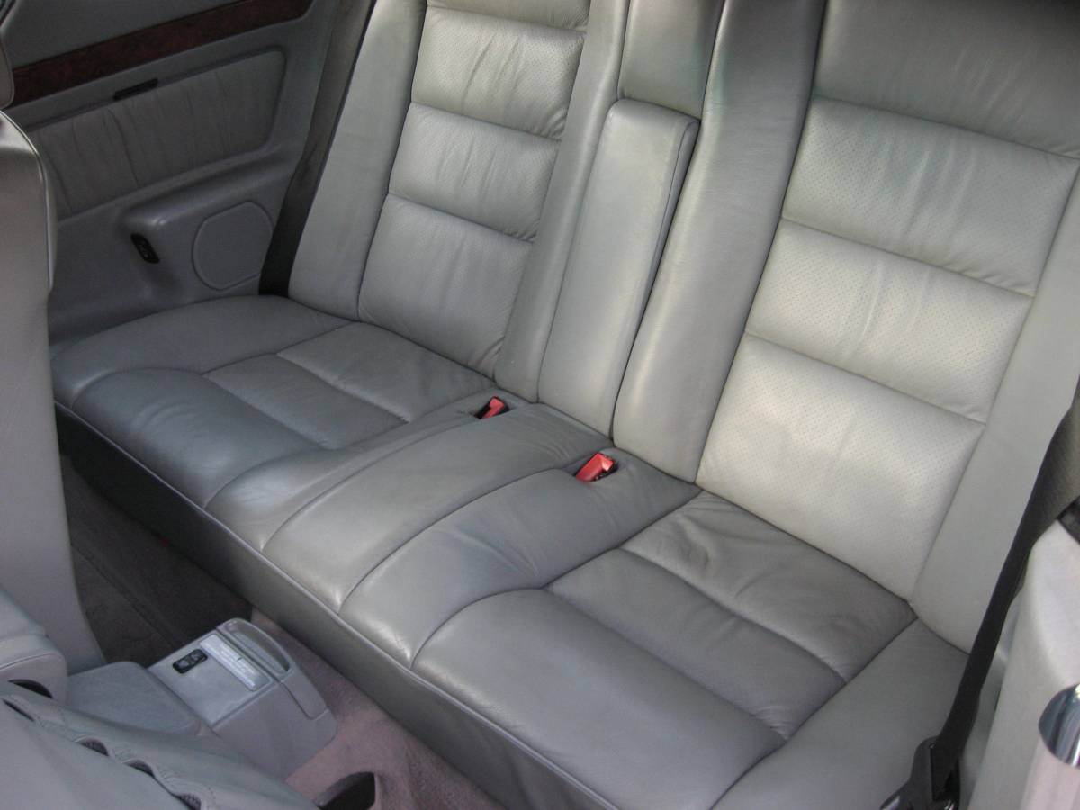Mercedes-benz-benz-e-class-1994-12