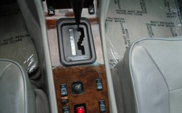 Mercedes-benz-benz-e-class-1995-grey-15