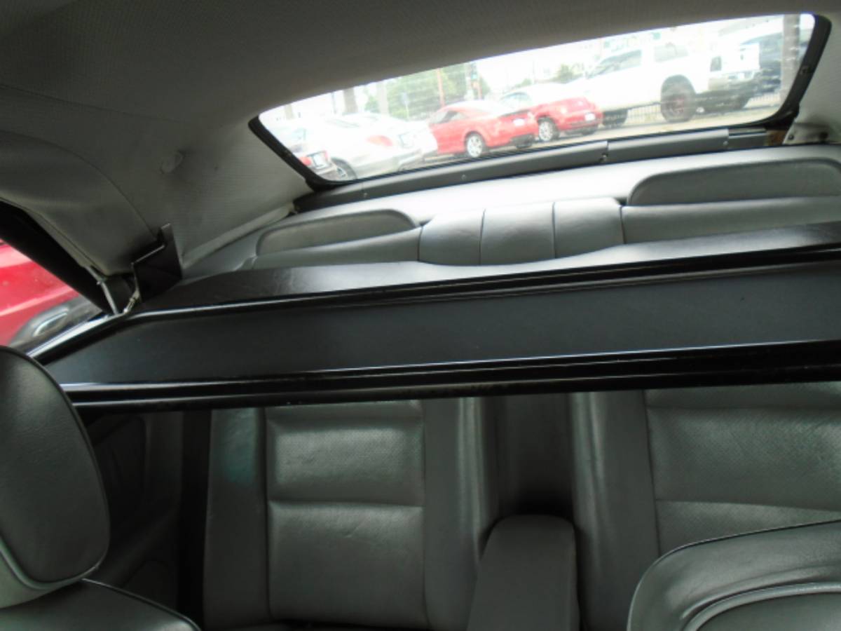 Mercedes-benz-benz-e-class-1995-grey-16