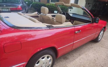 Mercedes-benz-benz-e-class-1995-red-1