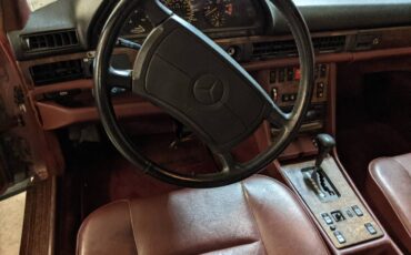 Mercedes-benz-benz-s-class-1986-red-5