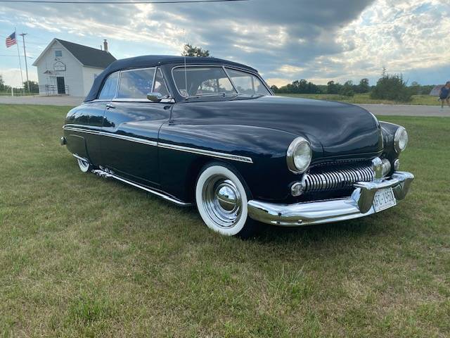Mercury-Convertible-1949-blue-2