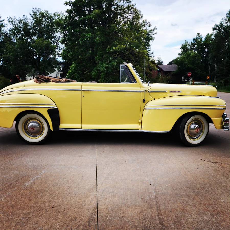 Mercury Convertible diesel  1948 yellow