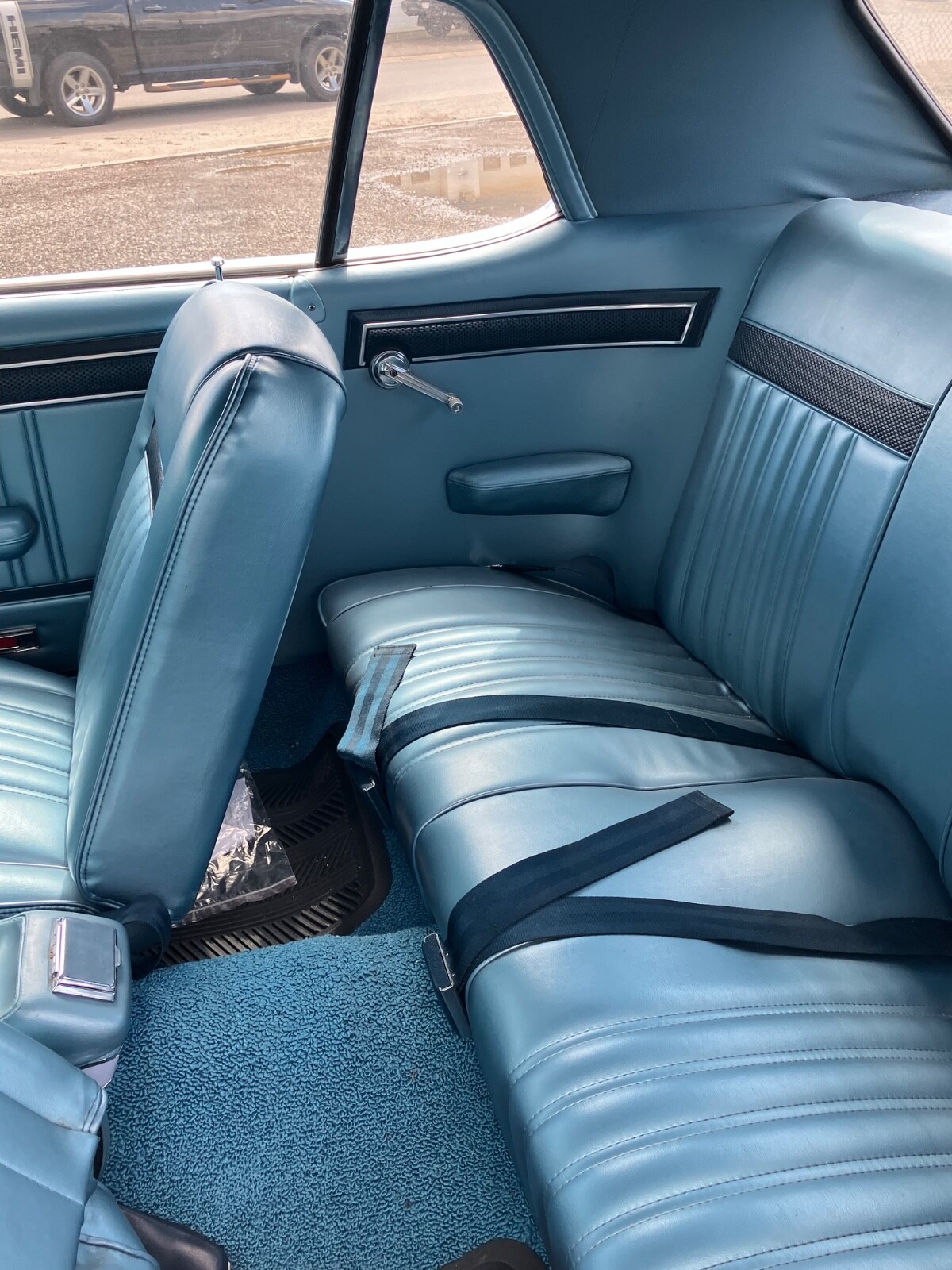 Mercury-Cougar-1967-Coupe-8
