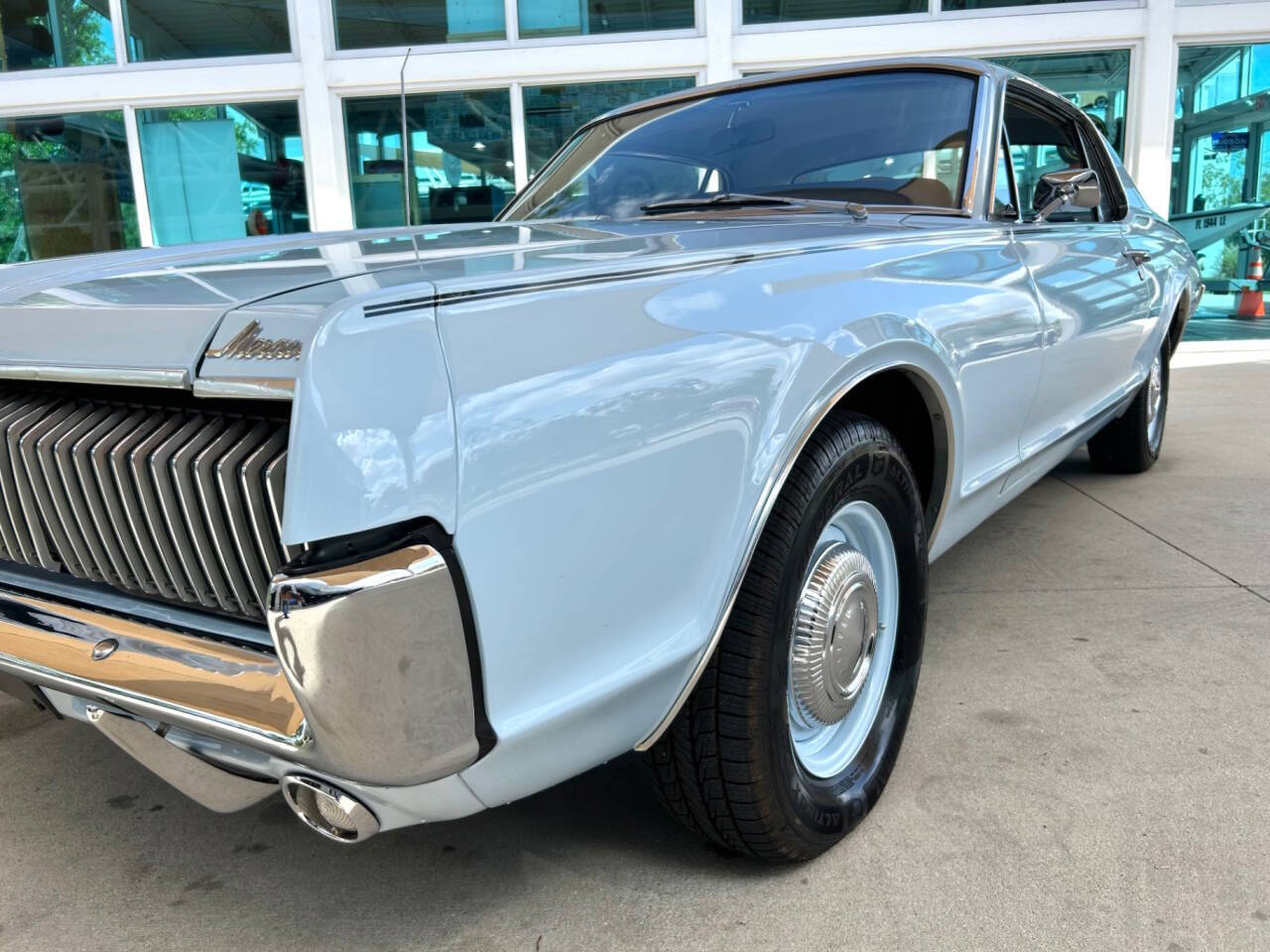 Mercury-Cougar-1967-Hatchback-12