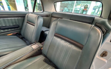 Mercury-Cougar-1967-Hatchback-25
