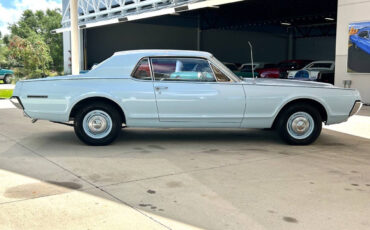 Mercury-Cougar-1967-Hatchback-3