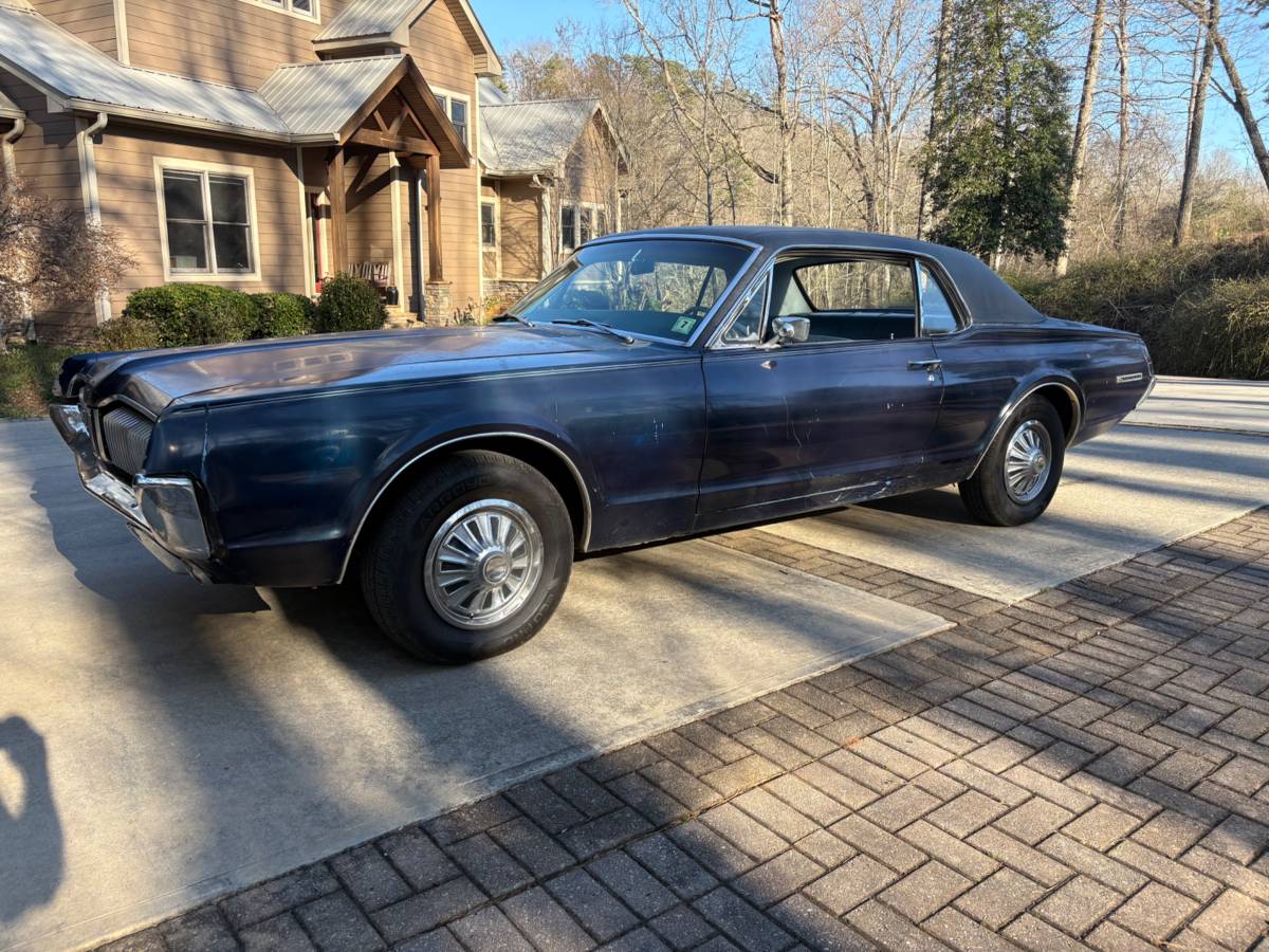 Mercury-Cougar-1967-blue-11
