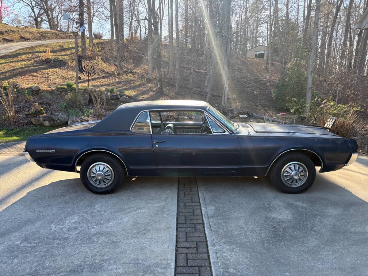 Mercury-Cougar-1967-blue-2