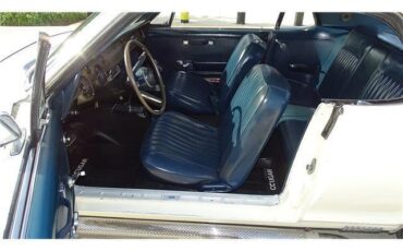 Mercury-Cougar-1967-coupe-10