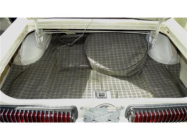 Mercury-Cougar-1967-coupe-21