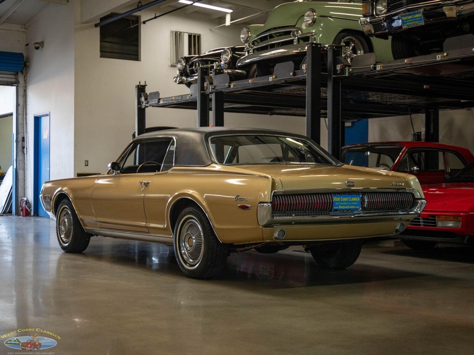 Mercury-Cougar-1968-2-Door-Hardtop-23