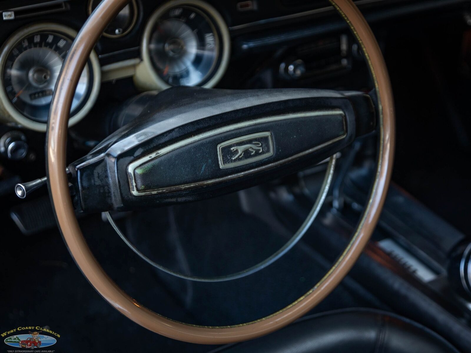 Mercury-Cougar-1968-2-Door-Hardtop-32