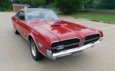 Mercury-Cougar-1968-coupe-11